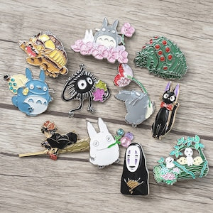  Kiki metal pin Kiki's delivery service