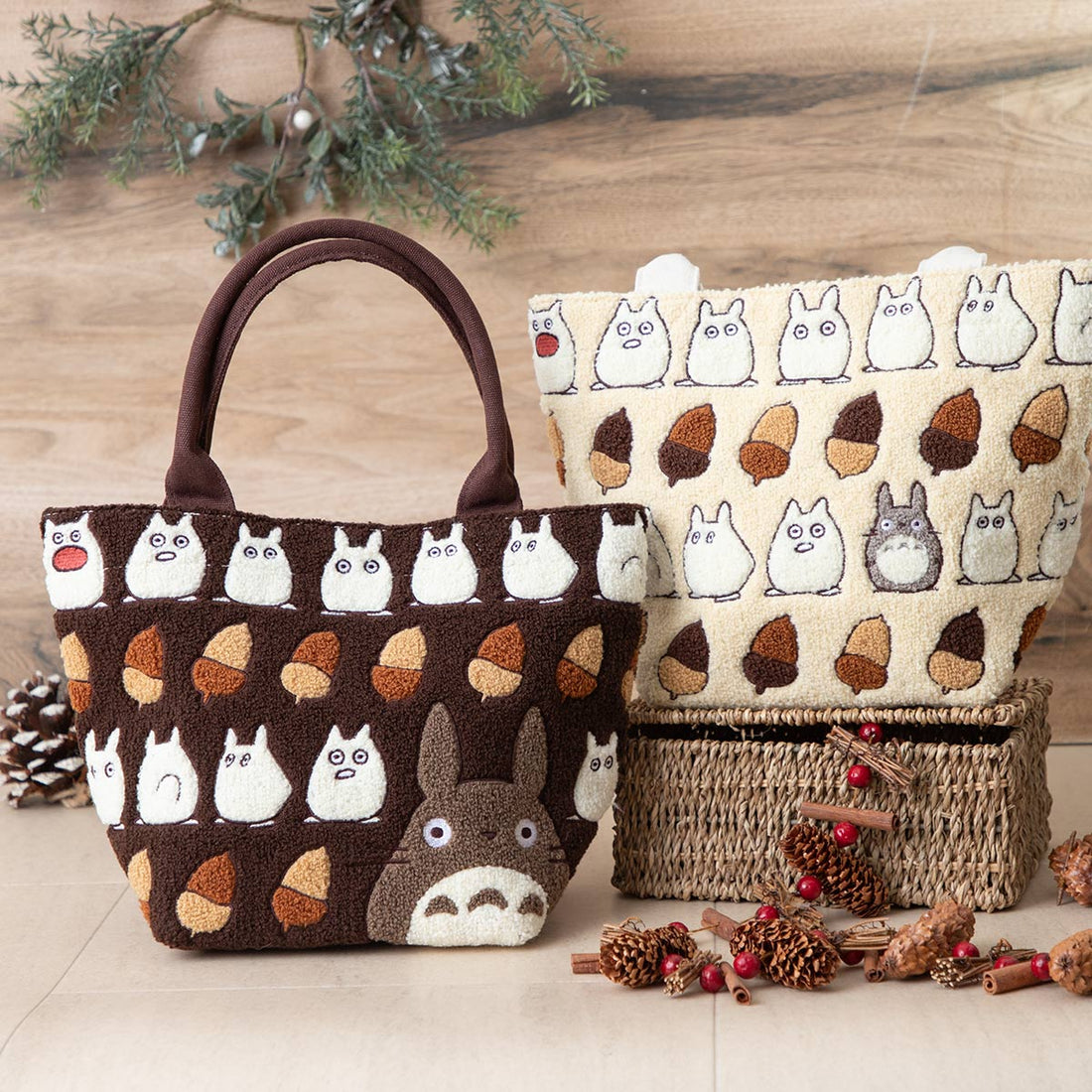 [COMING SOON]My Neighbor Totoro winter embroiled bag